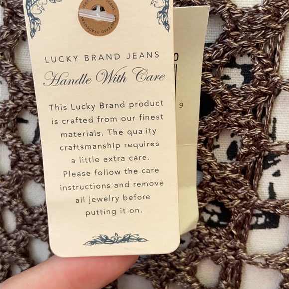 Knitted blouse - Picture 7 of 9